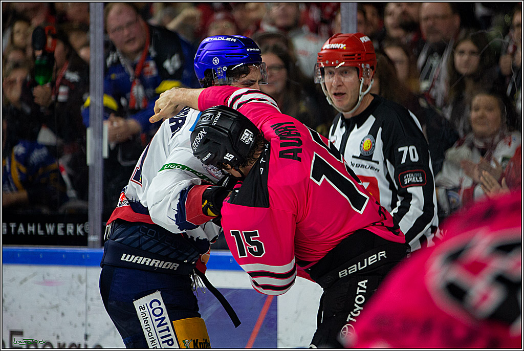 PENNY DEL; Koelner Haie- Eisbaeren Berlin; Koeln, 16.10.2022